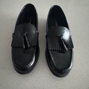 Men black loafer with tassel
